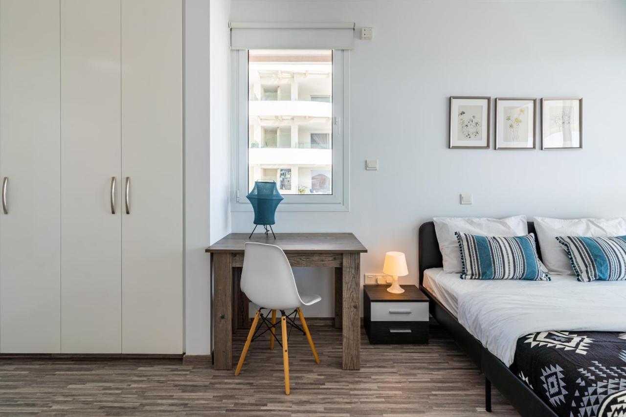 Oyster 1-Br Apt In Larnaca Ngoại thất bức ảnh